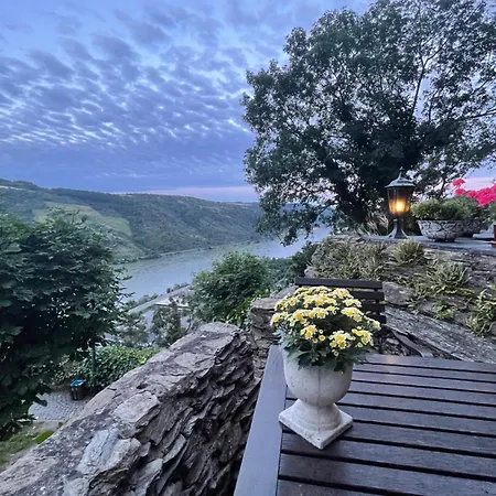 Am Apfelbaum, Ein Zwischen Rhein Und Mosel Kastellaun