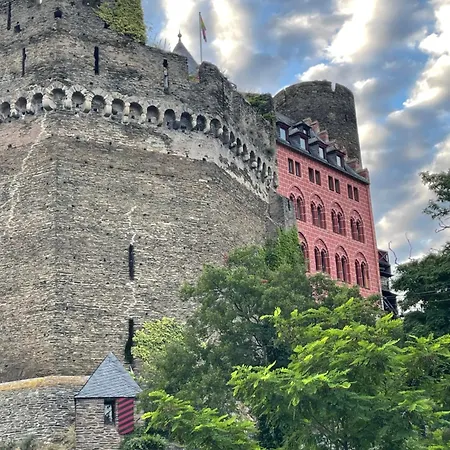 Am Apfelbaum, Ein Zwischen Rhein Und Mosel * كاستلاون