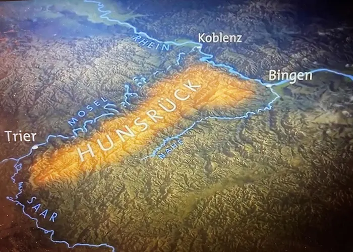 Am Apfelbaum, Ein Zwischen Rhein Und Mosel *