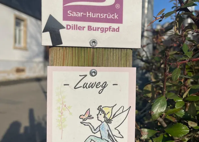 Am Apfelbaum, Ein Zwischen Rhein Und Mosel 卡斯特劳恩