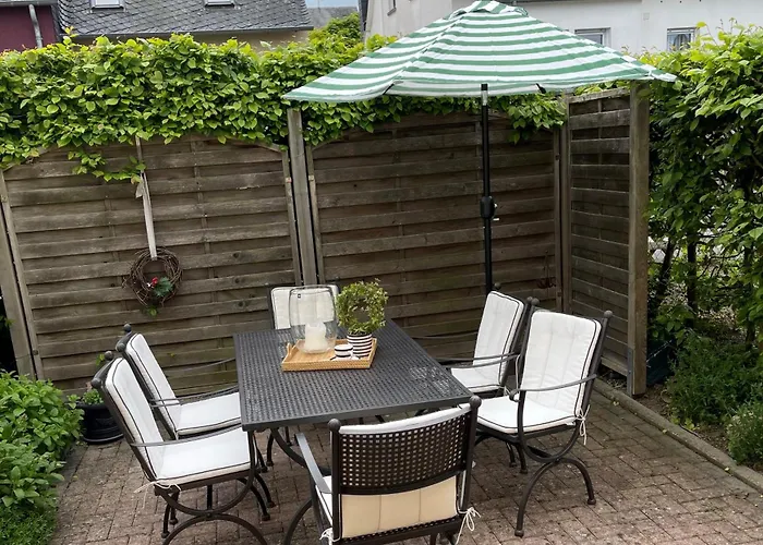 Am Apfelbaum, Ein Zwischen Rhein Und Mosel 度假居 *